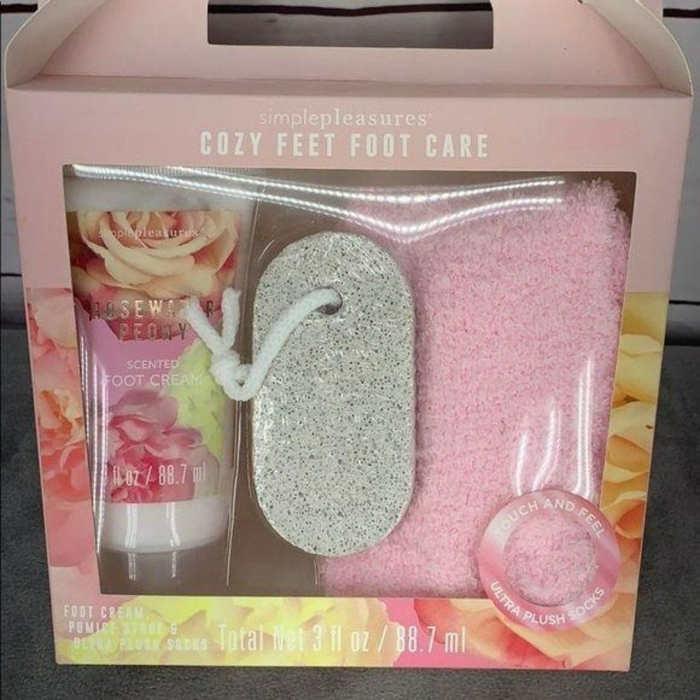 Simple Pleasures Cozy Feet Foot Care RoseWater Peony Gift‎ Set